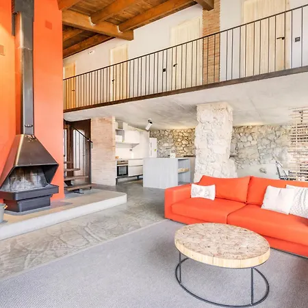 Country house El Cobert De Lera Oden